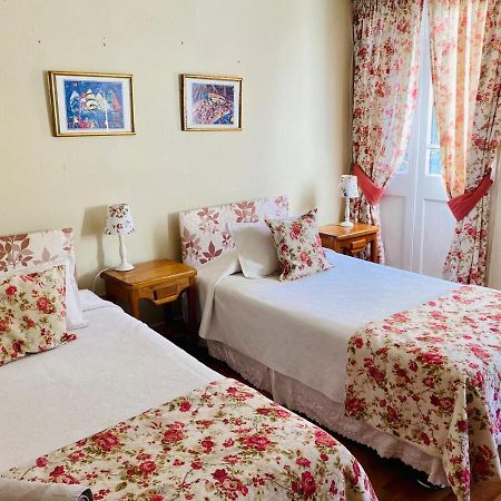 Hostal Plaza Londres 77 Сантяго Екстериор снимка
